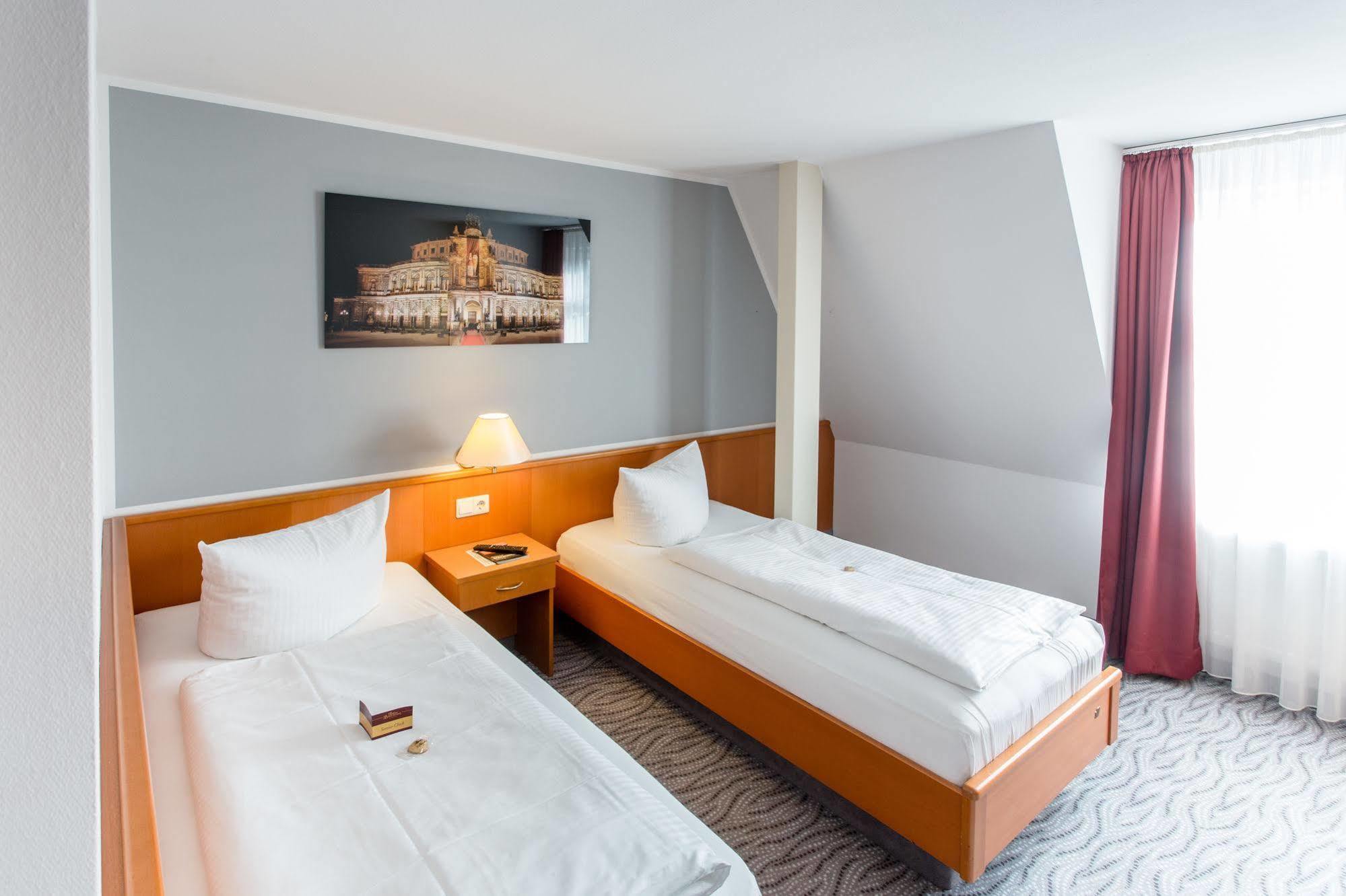 Hotel Kaiserhof Radeberg Exteriér fotografie